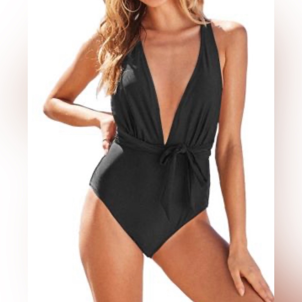 CUPSHE Black One- Piece Deep V-Neck Self Tied Belt Swimsuit Sz Small NWT